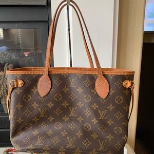 Louis Vuitton Neverfull monogram pm .